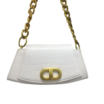 Chic Élan Underarm Bag
